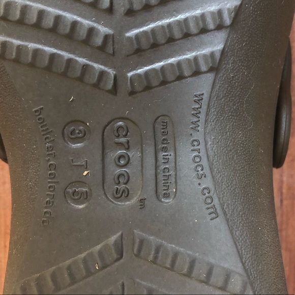 Crocs “Alice” Brown Mary Jane Style Rubber Shoe - Picture 8 of 8